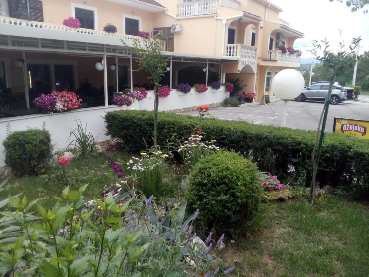 Pansion Restoran Marin Maison d'hôtes *